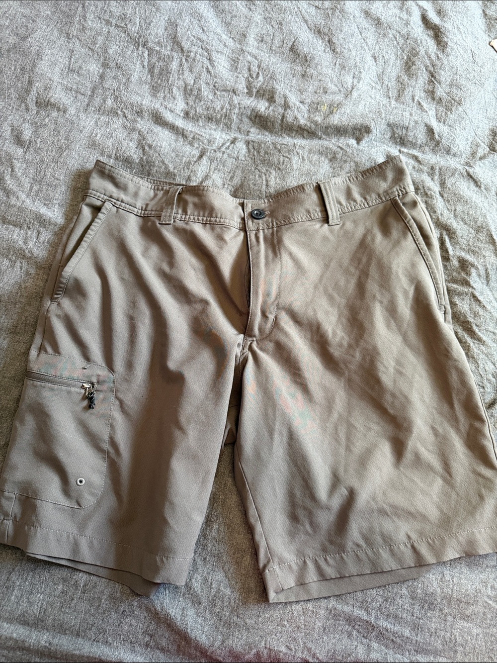 Magellan Outdoors Fishing Gray Cargo Shorts